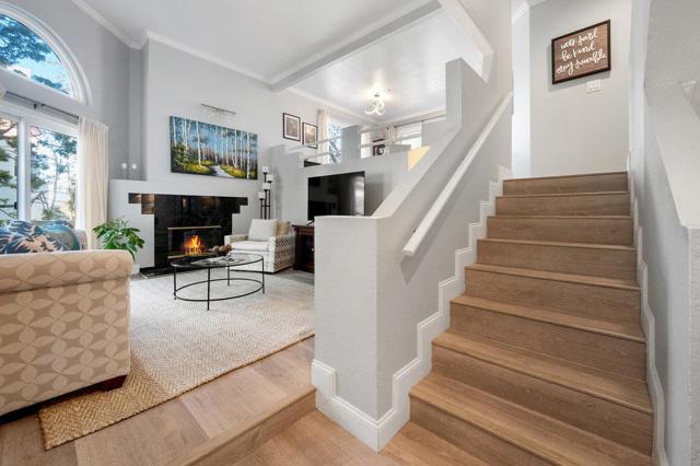 104 E Court Lane, Foster City CA: https://media.crmls.org/mediaz/eeea8768-7685-4040-8f42-6f51e2a11151.jpg