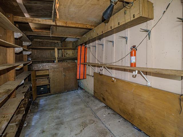 325 Woodland Drive, Scotts Valley CA: https://media.crmls.org/mediaz/eeec357d-9aff-4e92-9545-8b4bad5548e3.jpg