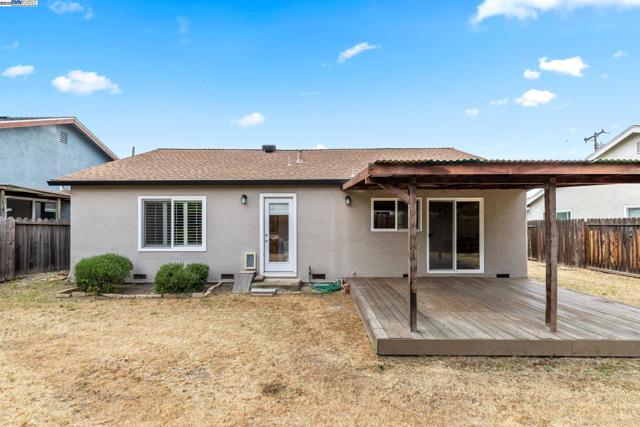 368 Helen Way, Livermore CA: https://media.crmls.org/mediaz/eeec3ea3-9e7e-4f75-857a-b85ab54a3828.jpg