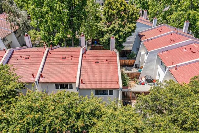 38652 Aurora Terrace, Fremont CA: https://media.crmls.org/mediaz/eeec825a-8692-42e4-9413-9715c47bfcd0.jpg