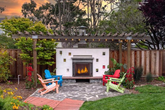 628 Alsace Loraine Avenue, Half Moon Bay CA: https://media.crmls.org/mediaz/eeeca525-131e-470c-a1cc-6f3c7ca56cde.jpg