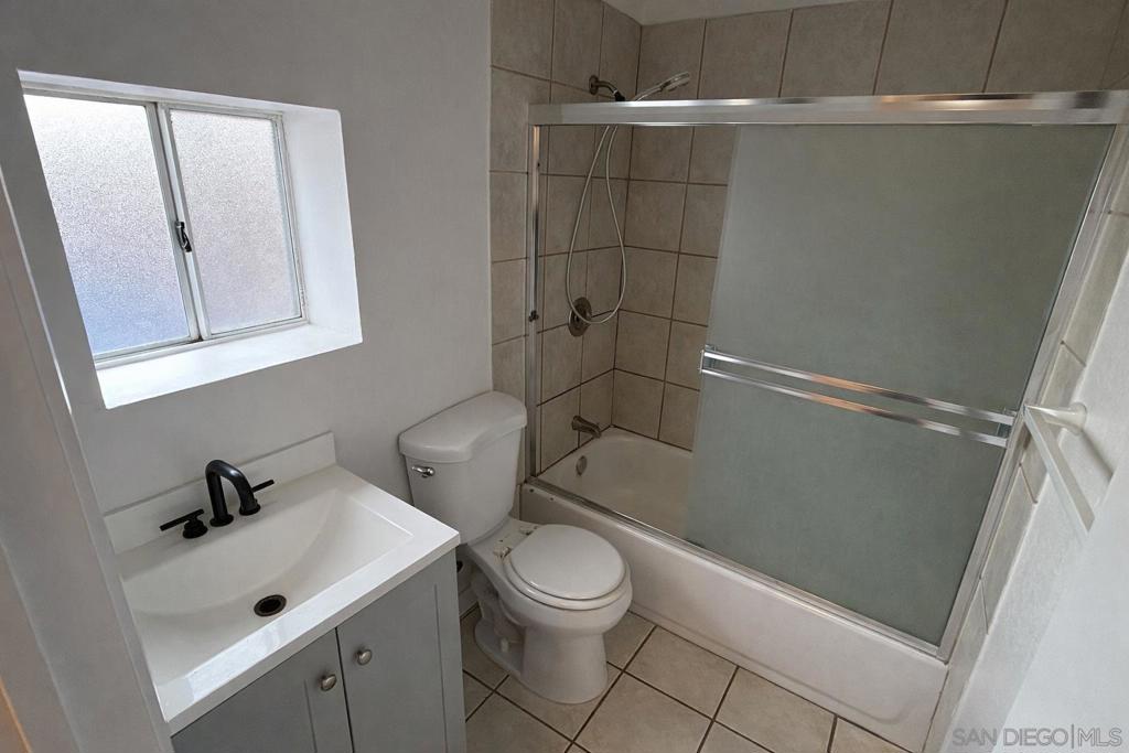 627 6th Ave - photo 9