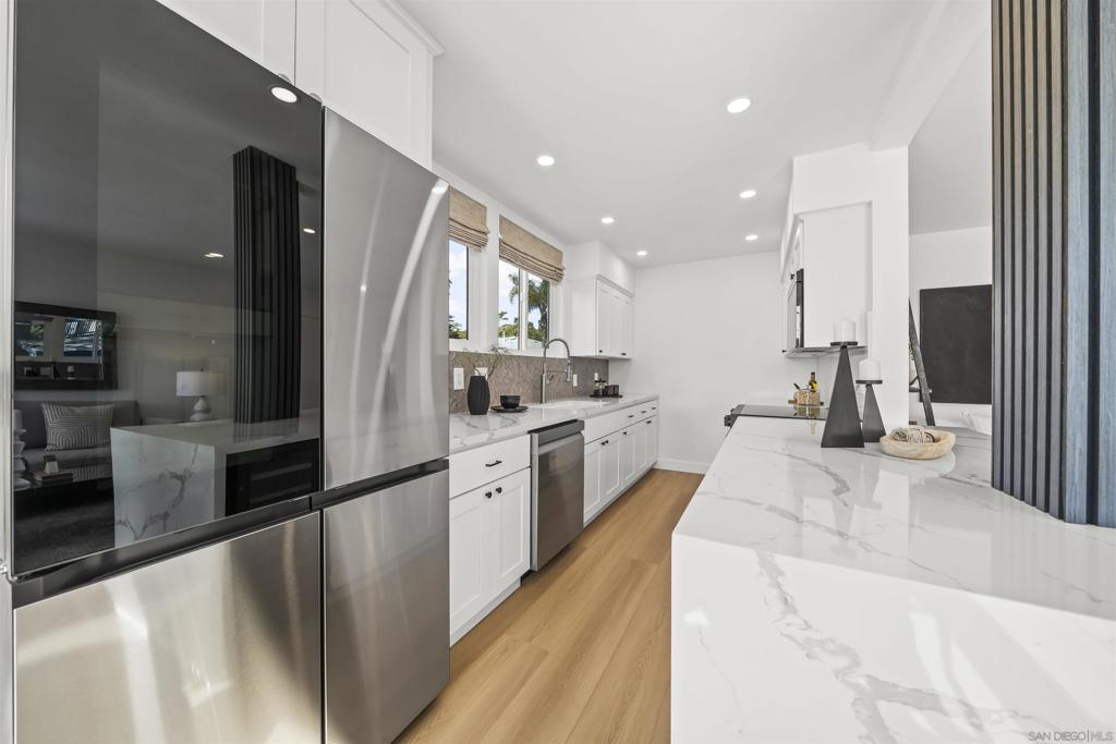 3920 Riviera Dr - photo 8