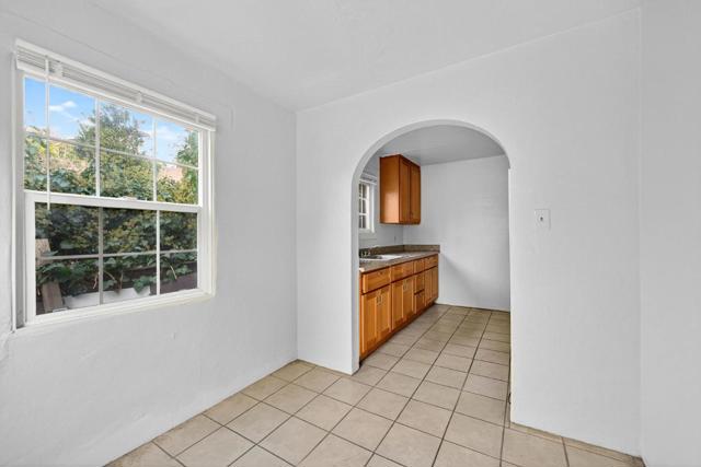 951 N 4th Street, San Jose CA: https://media.crmls.org/mediaz/eeef80a0-7681-4e2b-be3a-caaf305af48e.jpg