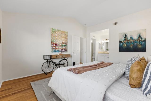 Detail Gallery Image 20 of 42 For 1330 Palomar Pl #7,  Vista,  CA 92084 - 3 Beds | 2 Baths