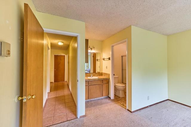 520 Seely Avenue, Aromas CA: https://media.crmls.org/mediaz/eef034d0-c54b-477f-9c40-7a5dd9202b66.jpg