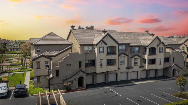 1344 Paizay Pl, Chula Vista CA: https://media.crmls.org/mediaz/eef12e09-e020-4204-b603-82ec3fc127e4.jpg