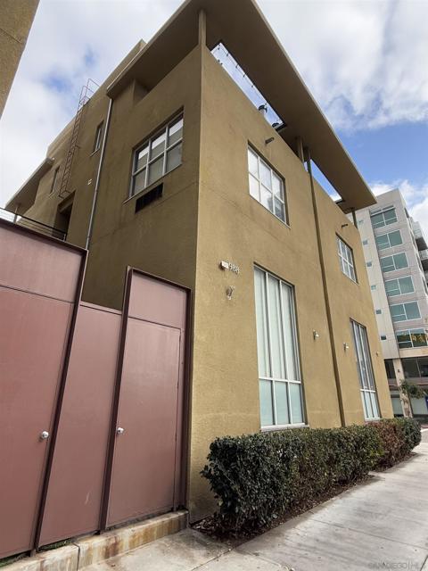 988 G Street, San Diego, California 92101, 1 Bedroom Bedrooms, ,1 BathroomBathrooms,Condominium,For Sale,G Street,250016906SD