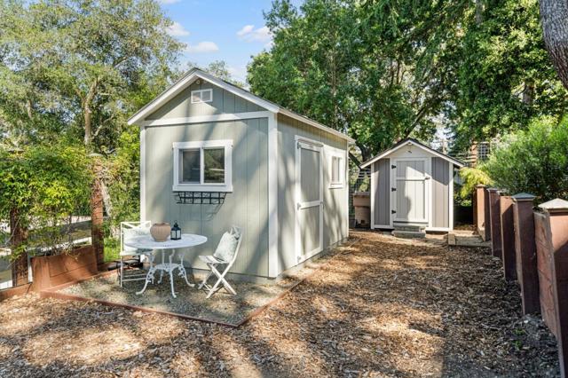 1670 Whitham Avenue, Los Altos CA: https://media.crmls.org/mediaz/eef2011f-4385-4274-bc5e-0909259eec67.jpg