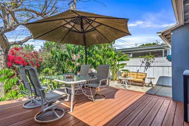 5523 Graywood Avenue, Lakewood CA: https://media.crmls.org/mediaz/eef21857-2680-4b42-9346-9273f43100ed.jpg