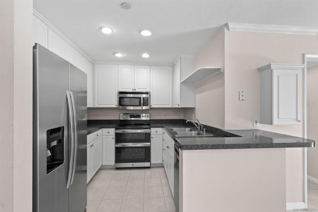 750 State St, San Diego CA: https://media.crmls.org/mediaz/eef271d2-ac68-4df2-a877-559b6614a1a3.jpg