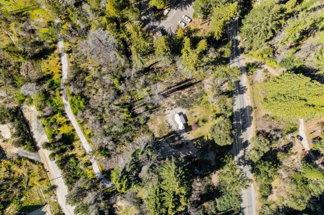15995 Big Basin Way, Boulder Creek CA: https://media.crmls.org/mediaz/eef34fed-73de-41bc-b5b9-a1c17add3131.jpg