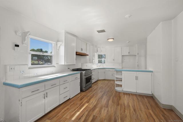 3283 Meade Avenue, San Diego CA: https://media.crmls.org/mediaz/eef47097-8268-4525-a75a-29cba34ec70f.jpg