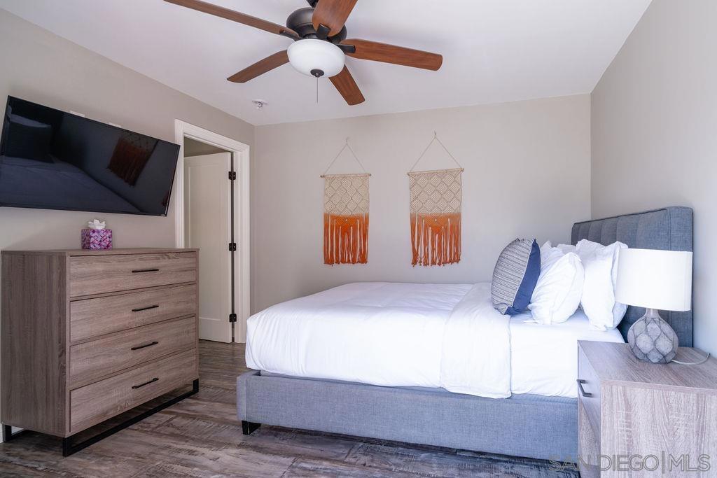 847 Beryl St - photo 8