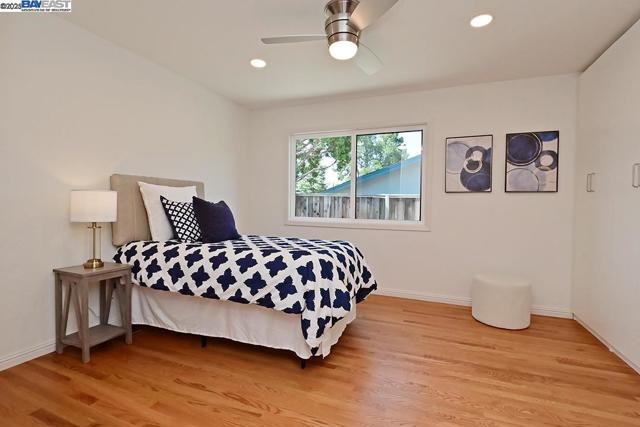 1492 Windsor Way, Livermore CA: https://media.crmls.org/mediaz/eef5c773-bb62-40e0-aa3e-e335b281ec7d.jpg