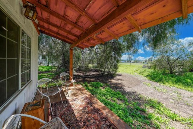 2156 Montecito Road, Ramona CA: https://media.crmls.org/mediaz/eef5cfd4-1b79-490c-9c47-4e60228861bb.jpg
