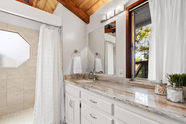 120 Bella Vista Lane, Watsonville CA: https://media.crmls.org/mediaz/eef69a96-4458-4234-b61b-9d0493f075e1.jpg
