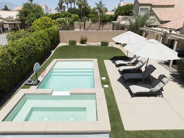 78635 Villeta Drive, La Quinta CA: https://media.crmls.org/mediaz/eef733d9-f5d6-4728-b6a6-1c7c78668c0c.jpg