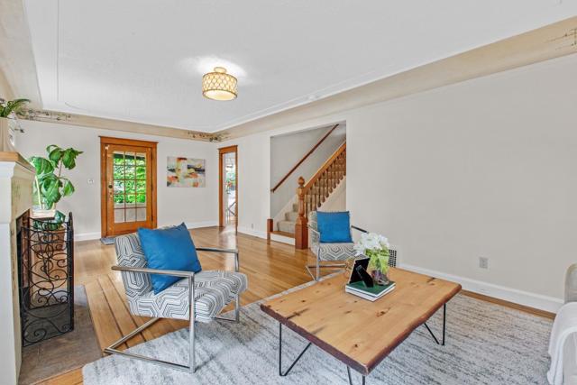 329 Pope Street, Menlo Park CA: https://media.crmls.org/mediaz/eef8f86f-7017-42e2-8806-909ce6124137.jpg