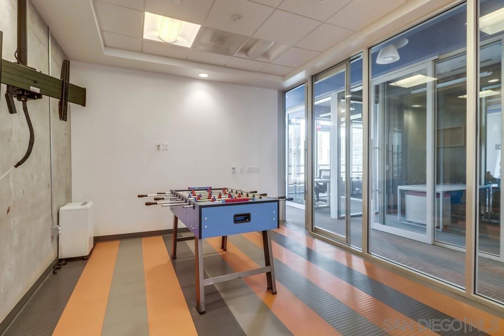 MLS #250032382SD img 40