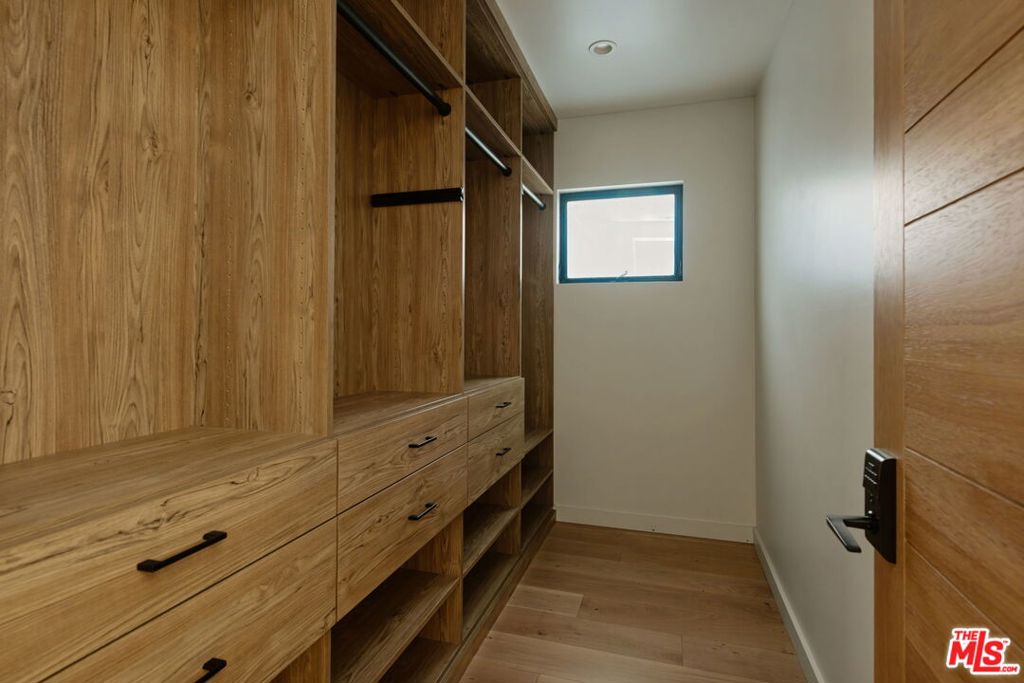 MLS #26848115 image #33