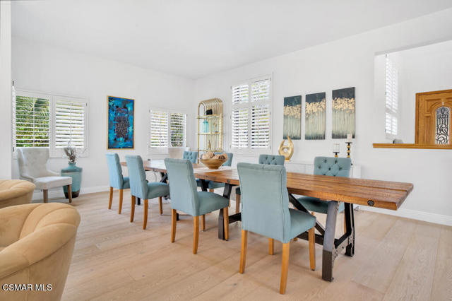 6057 Rainbow Hill Road, Agoura Hills CA: https://media.crmls.org/mediaz/eefa1278-f511-4dee-8cce-57afea0d1979.jpg