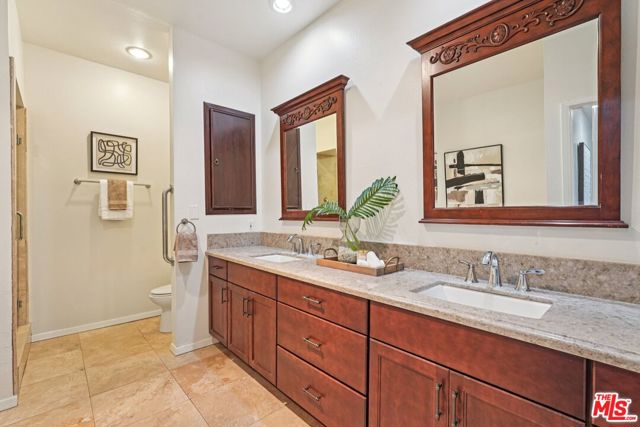 1209 Amherst Avenue, Los Angeles CA: https://media.crmls.org/mediaz/eefb3b29-69e9-46ef-aca0-80e8454e7424.jpg
