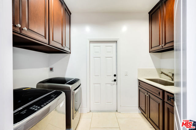 5966 ABERNATHY Drive, Los Angeles CA: https://media.crmls.org/mediaz/eefb5512-1829-49b0-b90d-42096753ddf6.jpg