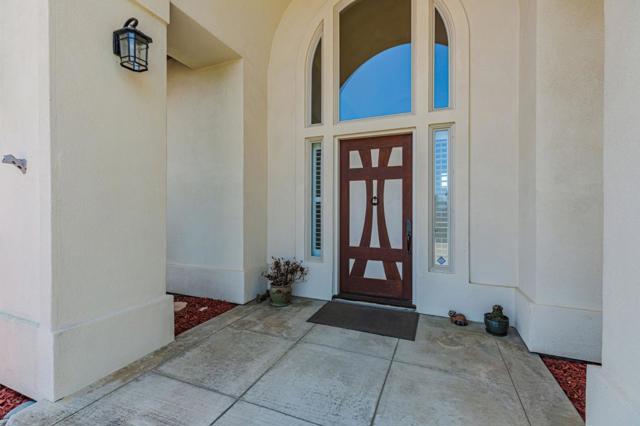 50 Schmidt Court, Hollister CA: https://media.crmls.org/mediaz/eefb8072-ada7-4f04-ae1a-93b631c2117b.jpg