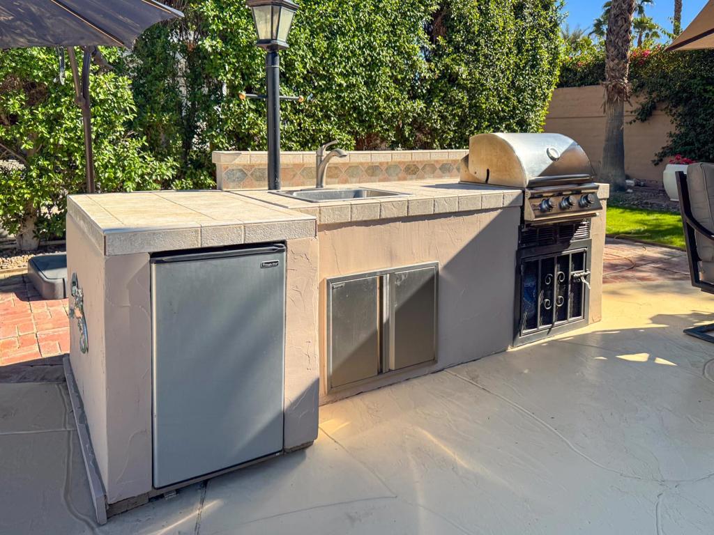 MLS #219138393DA image #2