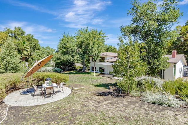 19680 Crestbrook Drive, Saratoga CA: https://media.crmls.org/mediaz/eefd11ea-c087-45ed-bfd1-21485b69f5e3.jpg