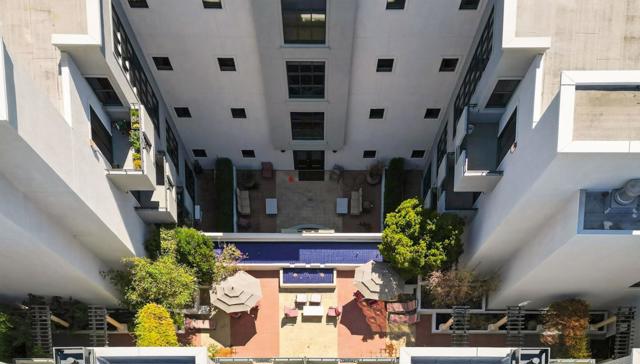 222 8th Avenue, San Mateo CA: https://media.crmls.org/mediaz/eefd9848-500b-4256-91fe-9c643212dc05.jpg