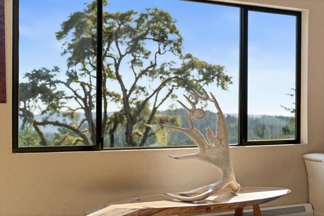 170 Fox Run, Los Gatos CA: https://media.crmls.org/mediaz/eeff4720-b08a-4e65-8c3b-ade375f9f513.jpg