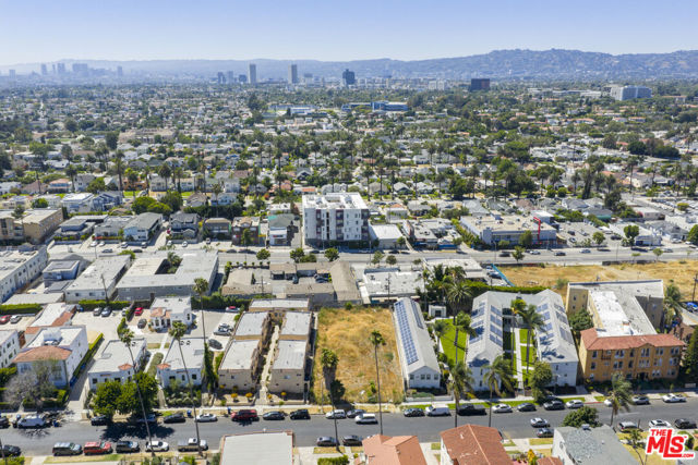 1153 S Bronson Avenue, Los Angeles CA: https://media.crmls.org/mediaz/ef00eb39-8929-4690-b691-1f70fda1e877.jpg