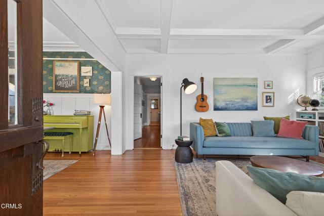 Detail Gallery Image 20 of 79 For 407 Magnolia Ave, Oxnard,  CA 93030 - 5 Beds | 2 Baths