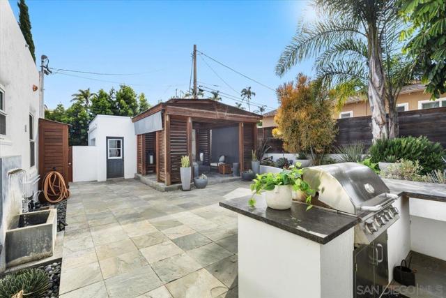 2778 Rosecrans St, San Diego CA: https://media.crmls.org/mediaz/ef0240d1-b225-4a6e-84d2-592cf25fcfcc.jpg