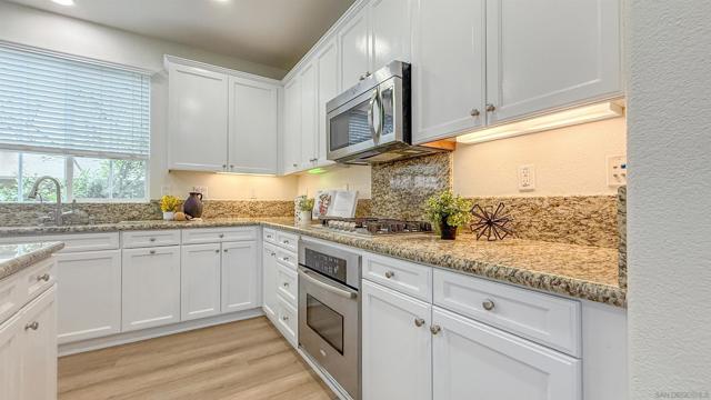 15701 Concord Ridge Ter, San Diego CA: https://media.crmls.org/mediaz/ef0240d9-982d-4068-9cb2-a7c4a633fdc1.jpg