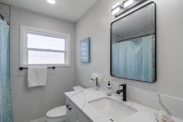 Detail Gallery Image 17 of 30 For 215 N R Ave, National City,  CA 91950 - 3 Beds | 1 Baths
