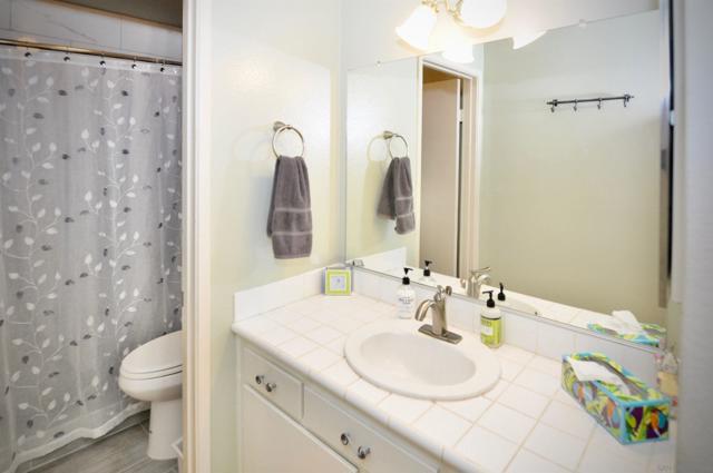 10373 Caminito Banyon, San Diego CA: https://media.crmls.org/mediaz/ef032f2b-578c-46dd-9bca-33a9fe7b7f15.jpg
