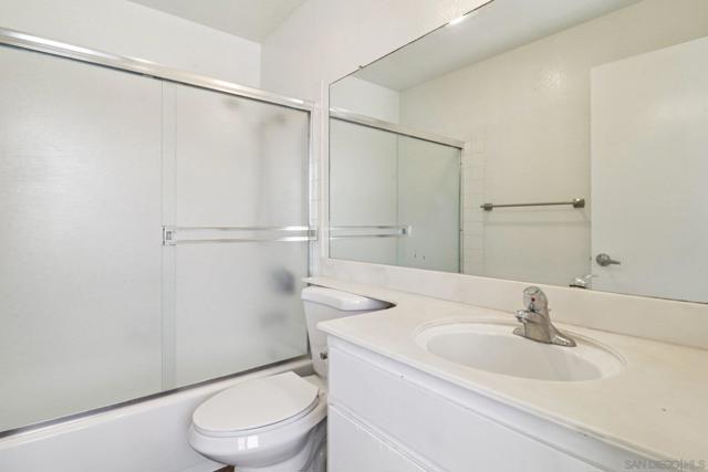 4064 Crystal Dawn Ln, San Diego CA: https://media.crmls.org/mediaz/ef0348cb-75c0-4813-b740-b6b4ac311426.jpg