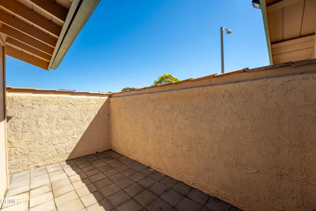 10215 Alexandria Street, Ventura CA: https://media.crmls.org/mediaz/ef03cc37-5f4b-44c9-bd6e-25e0bcf85188.jpg