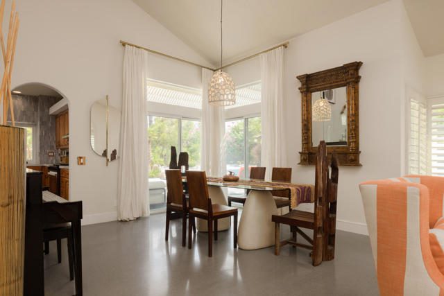 201 Augusta Drive, Palm Desert CA: https://media.crmls.org/mediaz/ef042e33-b5d3-48b3-9287-343b7b13d8fd.jpg