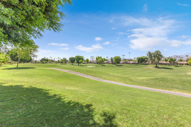 207 Bouquet Canyon Drive, Palm Desert, CA 92211