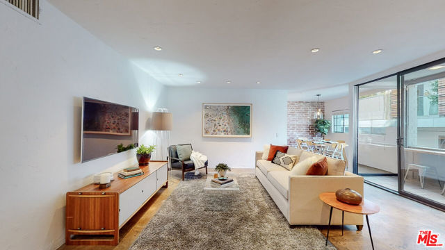 8401 Fountain Avenue, 9 photo 3