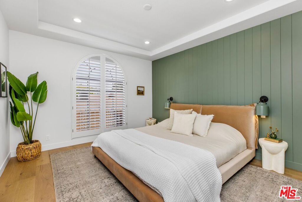 MLS #25577669 img 11