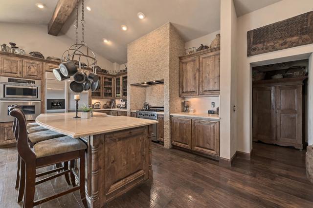 19375 Montevina Road, Los Gatos CA: https://media.crmls.org/mediaz/ef07cf35-3033-4a74-97f0-30fffddd2d4e.jpg