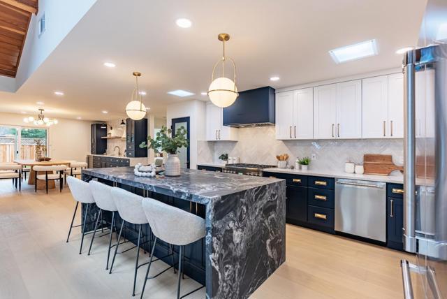 2083 Louise Lane, Los Altos CA: https://media.crmls.org/mediaz/ef0807eb-494b-48e6-a140-f1536d8d1e15.jpg