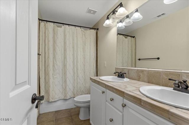 908 Valerie Lane, Tehachapi CA: https://media.crmls.org/mediaz/ef0849c8-f176-4c82-8ab5-8ab14a87914c.jpg