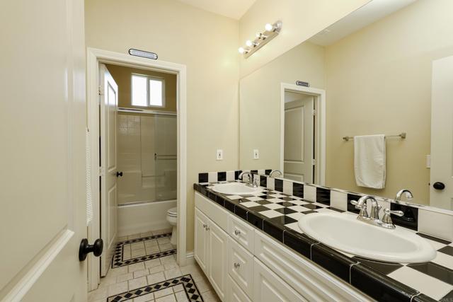 Detail Gallery Image 28 of 70 For 1595 Quiet Trail Dr, Chula Vista,  CA 91915 - 5 Beds | 3 Baths