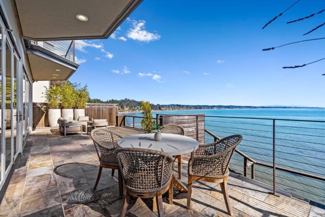108 Grove Lane, Capitola CA: https://media.crmls.org/mediaz/ef0a7745-0776-4b22-b914-9e55eb0c87a5.jpg